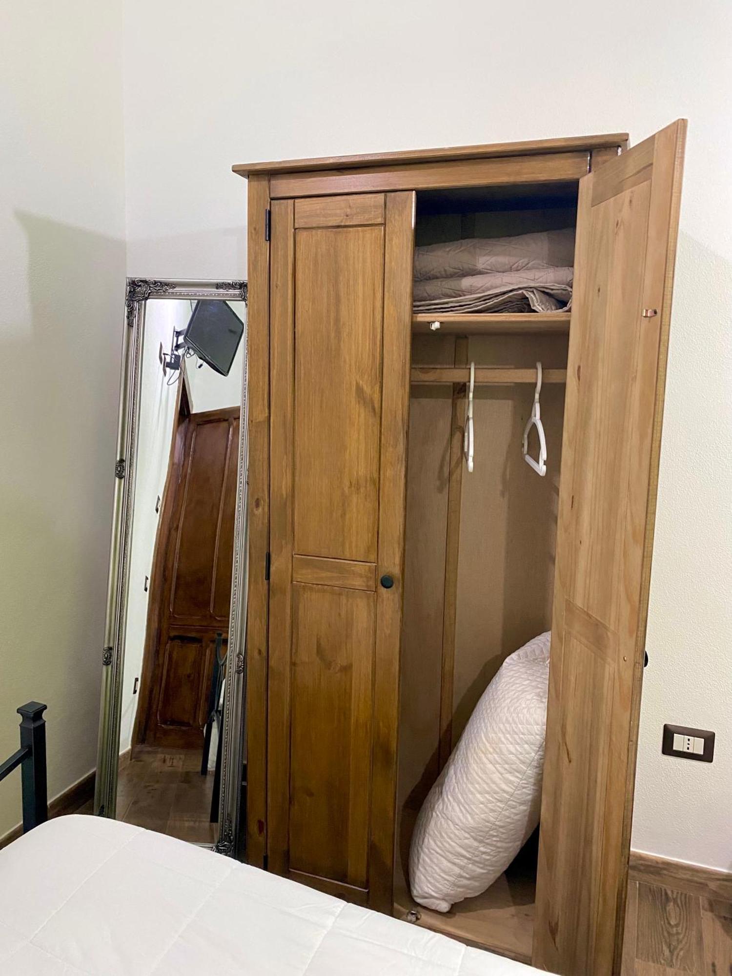 Hotel Dani'S House Cagliari Pokój zdjęcie