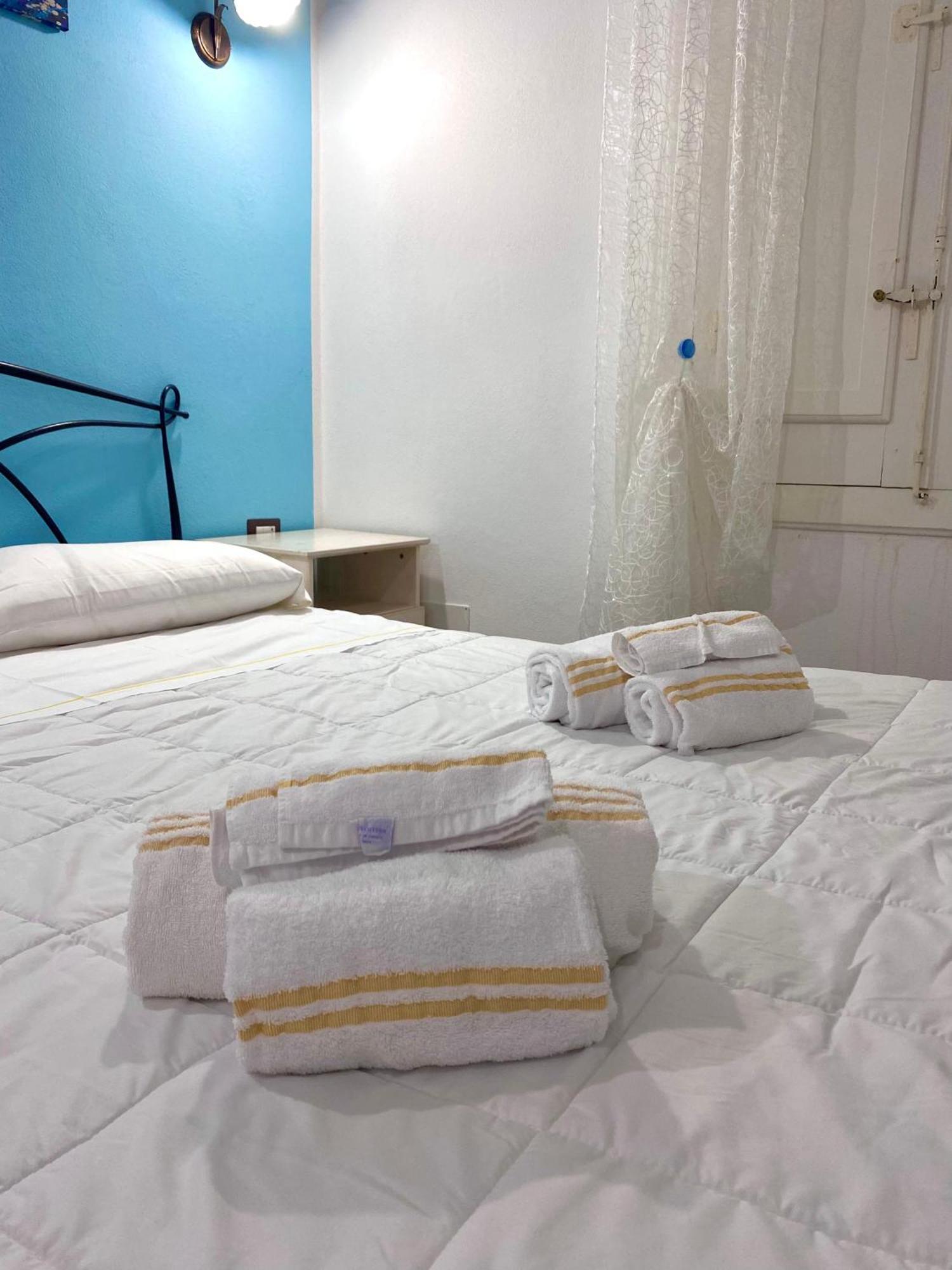 Hotel Dani'S House Cagliari Pokój zdjęcie